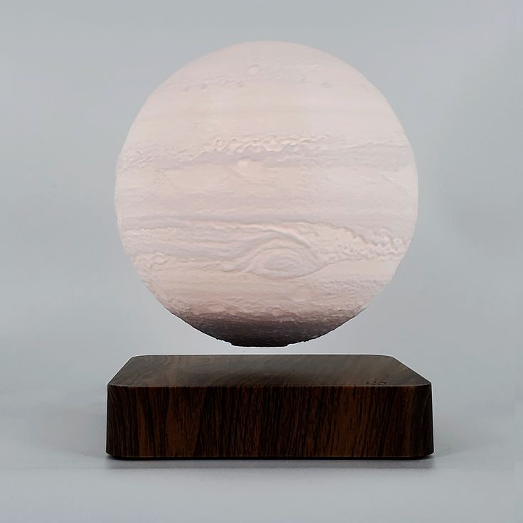 Mesmerizing Magnetic Levitation Table Lamp - Iandy