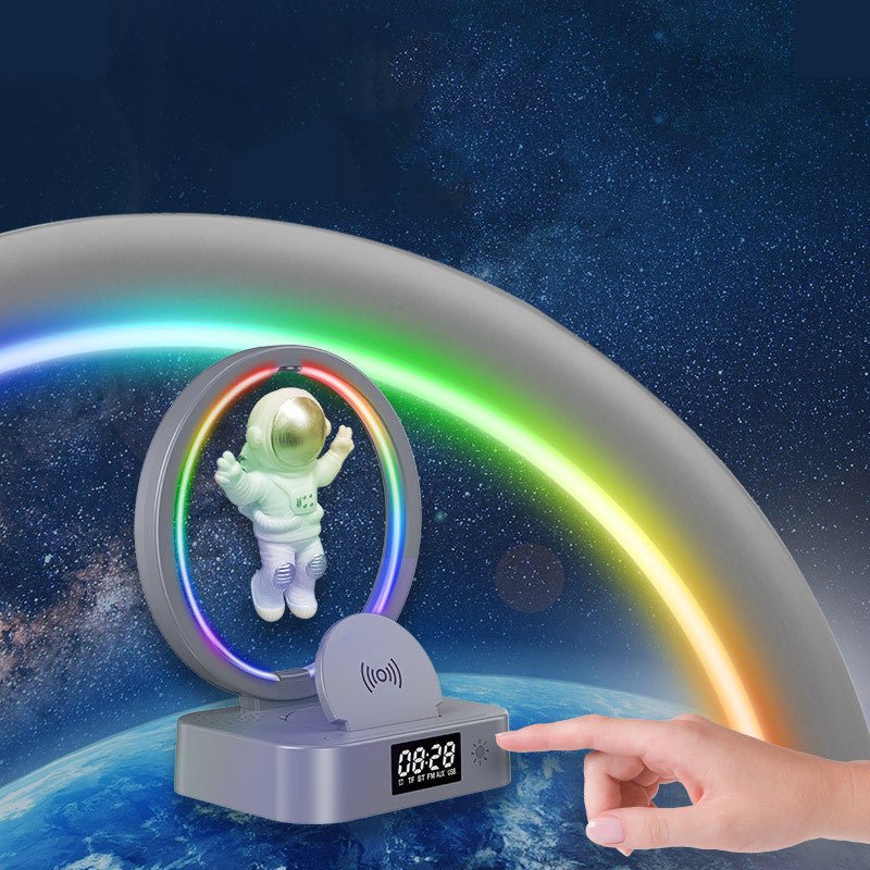 Multi - functional Creative Design Speaker: Levitating Astronaut - Iandy