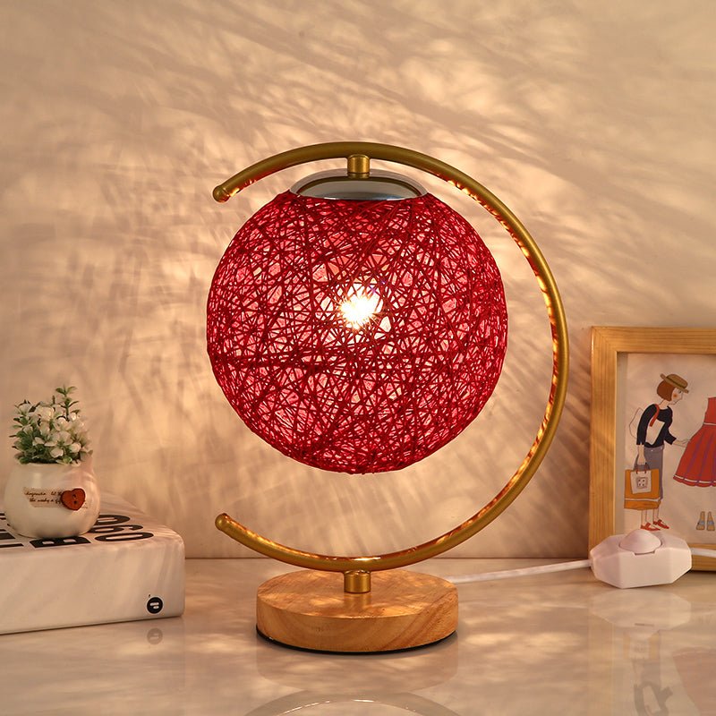 Stylish and Energy - Efficient Table Lamp - Iandy